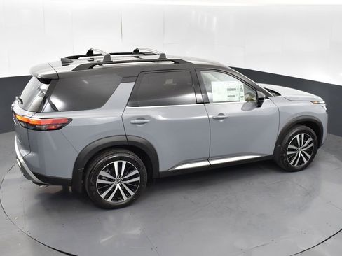 New 2025 Nissan Pathfinder Platinum w/ Cargo Package image 53