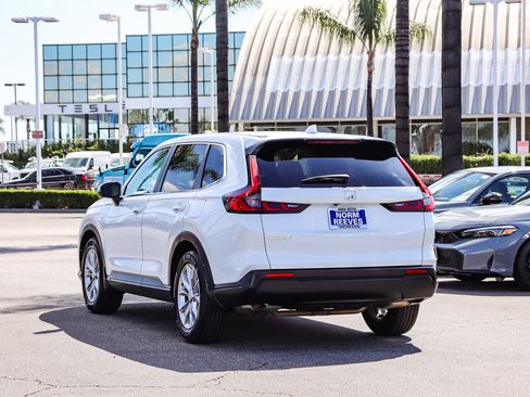Used 2023 Honda CR-V EX-L image 4