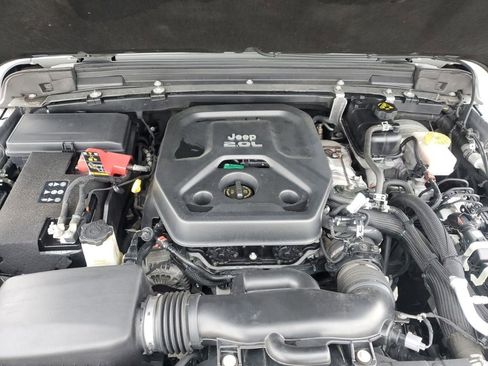 Used 2020 Jeep Wrangler Unlimited Sport image 11