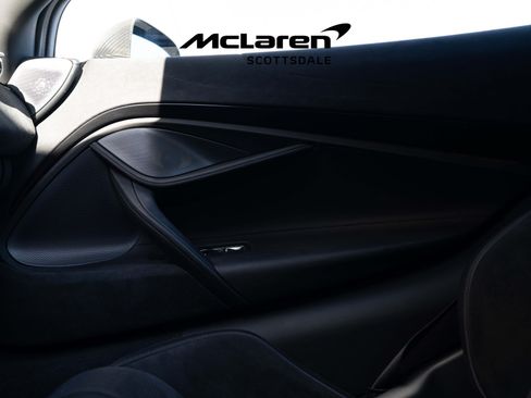 Used 2022 McLaren 720S Luxury RWD image 18