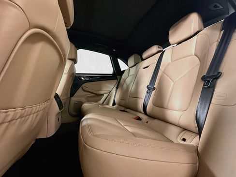 New 2026 Porsche Macan AWD/4WD image 23