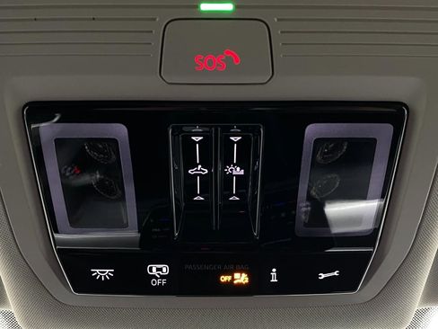 New 2026 Volkswagen Tiguan SE image 24