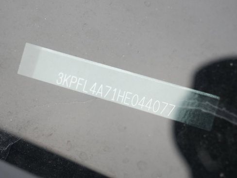 Used 2017 Kia Forte S image 26