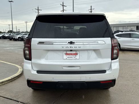 Used 2021 Chevrolet Tahoe LT w/ LT Signature Package RWD image 6