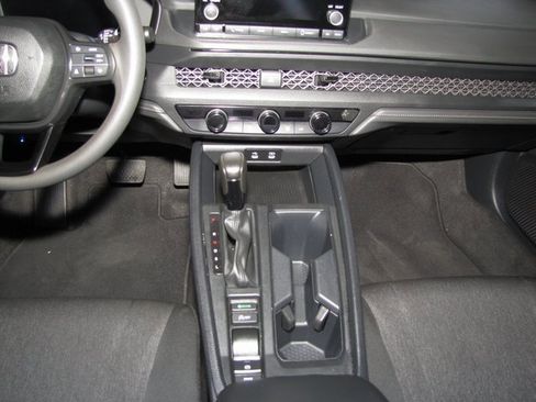 Used 2024 Honda Accord LX image 15