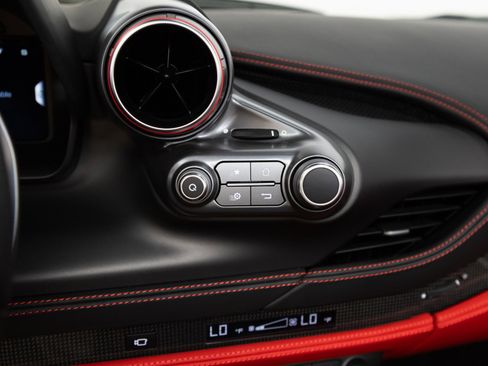 Certified 2022 Ferrari F8 Tributo image 83