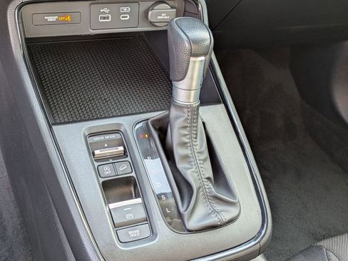 Certified 2025 Honda CR-V EX image 10