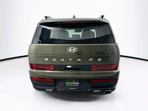 Used 2025 Hyundai Santa Fe SEL FWD image 7
