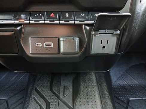 Used 2021 Chevrolet Silverado 1500 Custom w/ Rally Edition RWD image 6