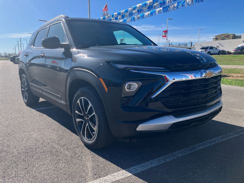 New 2026 Chevrolet TrailBlazer LT w/ Convenience Package image 1