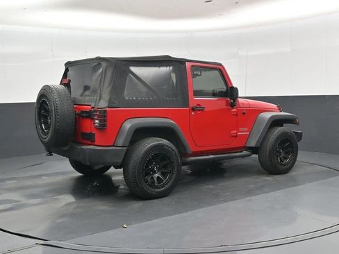 Used 2011 Jeep Wrangler Sport w/ Connectivity Group AWD/4WD image 3