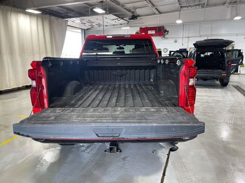 Used 2022 Chevrolet Silverado 2500 Custom w/ Custom Value Package AWD/4WD image 24