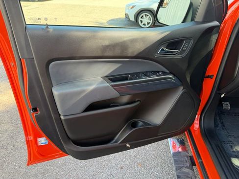 Used 2019 Chevrolet Colorado Z71 image 12