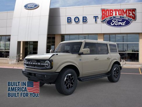 New 2025 Ford Bronco Outer Banks AWD/4WD image 1
