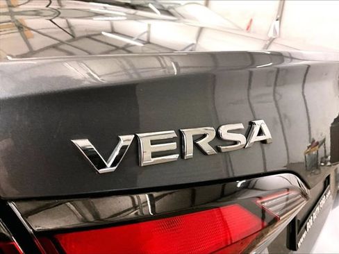 Used 2023 Nissan Versa S FWD image 13
