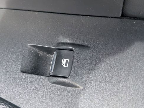 Used 2024 Ford Expedition Max XLT image 38