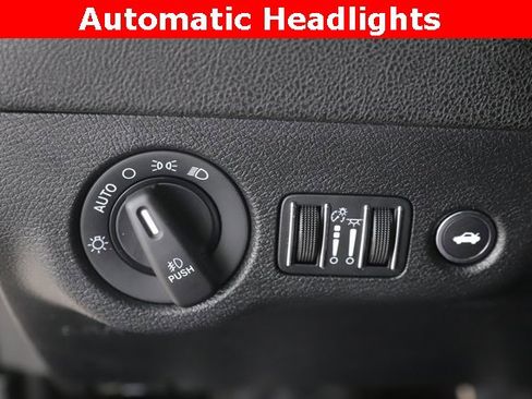 Used 2021 Dodge Charger SXT w/ Driver Convenience Group image 19