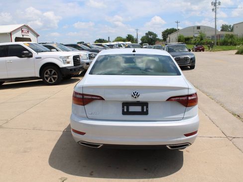 Used 2019 Volkswagen Jetta R-Line FWD image 7