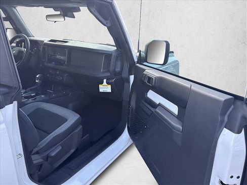 New 2026 Ford Bronco 2-Door AWD/4WD image 18