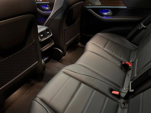 New 2026 Mercedes-Benz GLE 580 4MATIC image 21