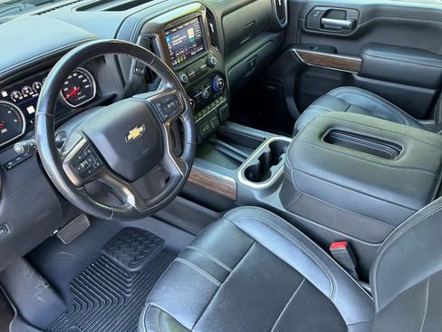 Used 2021 Chevrolet Silverado 2500 High Country w/ Z71 Off-Road Package AWD/4WD image 13