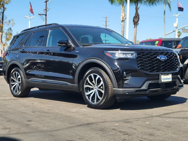 Used 2025 Ford Explorer ST-Line RWD image 32