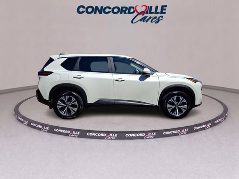 Certified 2023 Nissan Rogue SV AWD/4WD image 7