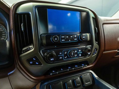 Used 2015 Chevrolet Silverado 1500 High Country w/ High Country Premium Package image 12