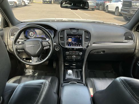 Used 2022 Chrysler 300 S RWD image 16