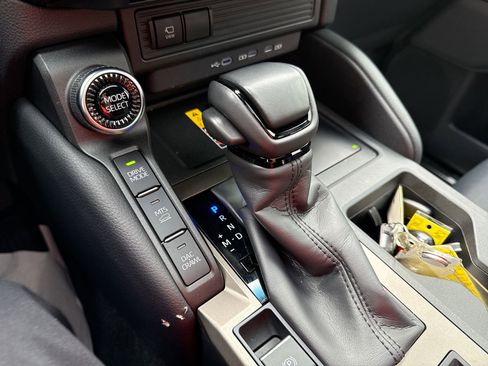 Certified 2024 Toyota Land Cruiser image 22