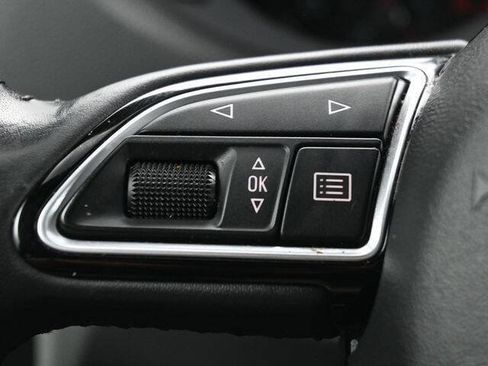 Used 2018 Audi Q3 2.0T Premium image 28