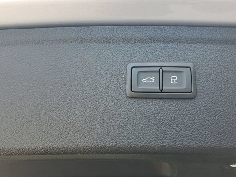 Certified 2023 Audi Q5 2.0T Premium w/ Convenience Package AWD/4WD image 15