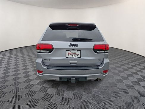 Used 2021 Jeep Grand Cherokee Laredo X AWD/4WD image 5