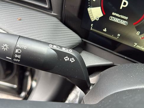 New 2026 Nissan Kicks SR w/ SR Premium Package image 29