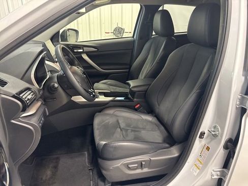 Used 2025 Mitsubishi Eclipse Cross SE AWD/4WD image 13