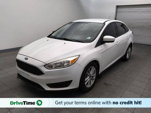 Used 2018 Ford Focus SE FWD image 1