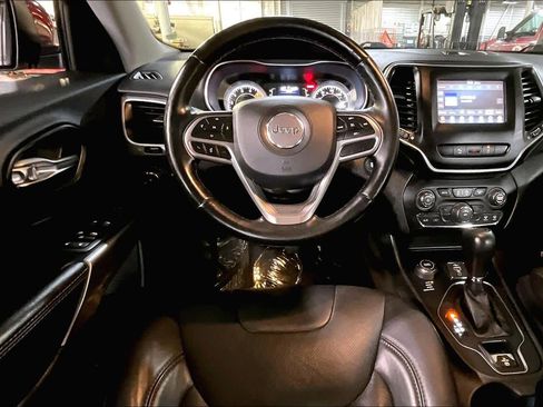 Used 2021 Jeep Cherokee Latitude Lux image 5