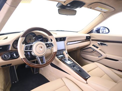 Certified 2017 Porsche 911 Carrera S RWD image 24
