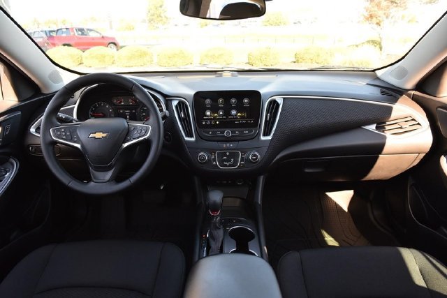 Used 2024 Chevrolet Malibu RS w/ LPO, Floor Liner Package FWD image 7