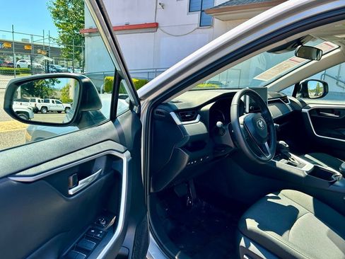 Certified 2024 Toyota RAV4 XLE w/ Convenience Package AWD/4WD image 9