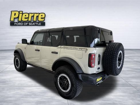 New 2025 Ford Bronco Badlands AWD/4WD image 2