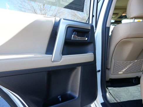 Used 2021 Toyota 4Runner Limited image 17