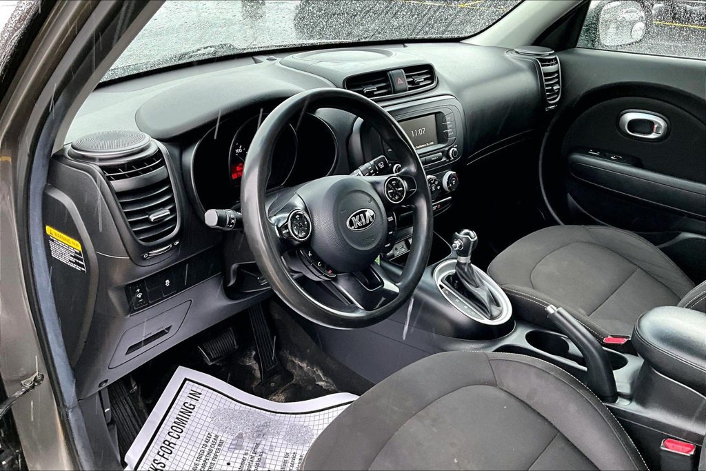 Used 2019 Kia Soul FWD image 13