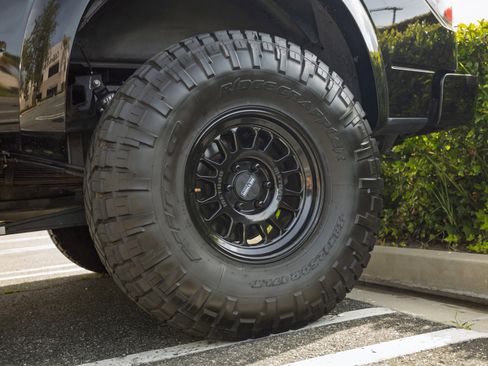 Used 2013 Ford F150 Raptor w/ Luxury Equipment Group AWD/4WD image 13