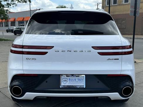 Used 2022 Genesis GV70 3.5T Sport w/ Sport Prestige Package AWD/4WD image 6