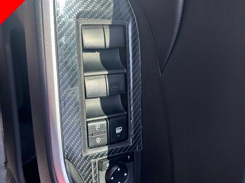 Used 2019 Toyota RAV4 XLE w/ Carpet Mat Package FWD image 18