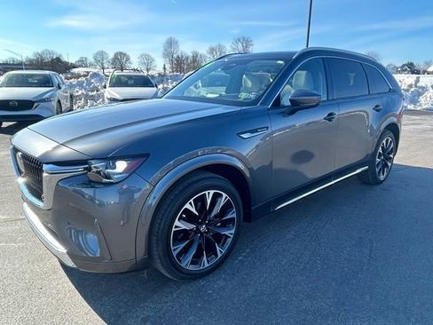 Used 2024 MAZDA CX-90 3.3 Turbo S w/ Premium Package image 3