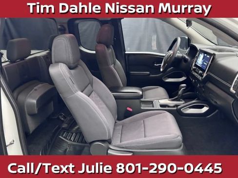Used 2025 Nissan Frontier SV AWD/4WD image 14