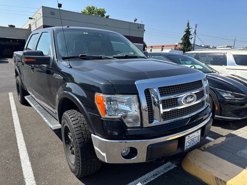 Used 2011 Ford F150 Lariat w/ Lariat Plus Pkg AWD/4WD image 2