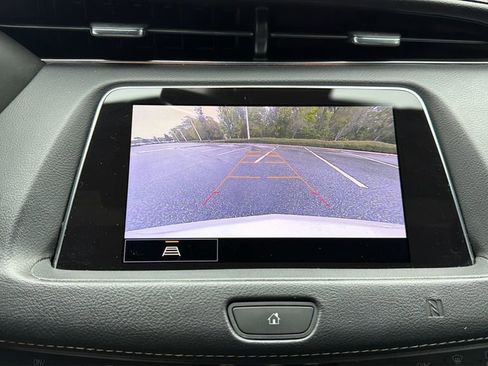 Used 2021 Cadillac XT4 Premium Luxury w/ Driver Awareness Package image 20